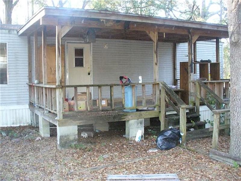 2nd image of 3460 NE 44th Ave