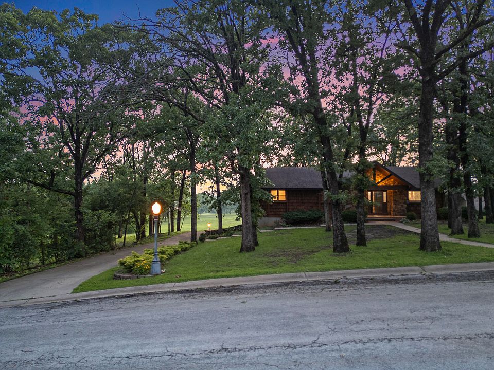 1st image of 1004 White Oak Drive