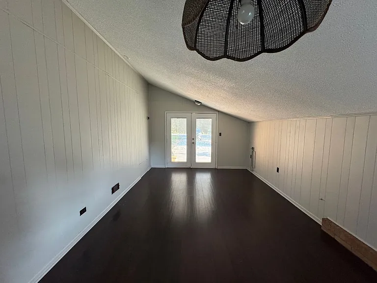 124 Roxie Ln — Photo 18