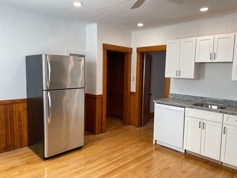 2323a Glendale St Maynard MA Zillow