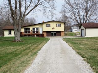 6326 Oak Hill Dr, West Farmington, OH 44491