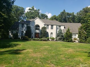 36 Drinking Brook Rd, Monmouth Junction, NJ 08852