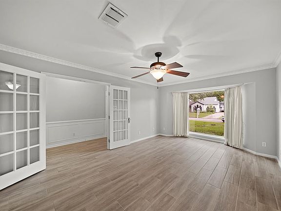5th image of 2210 Rosefield Drive