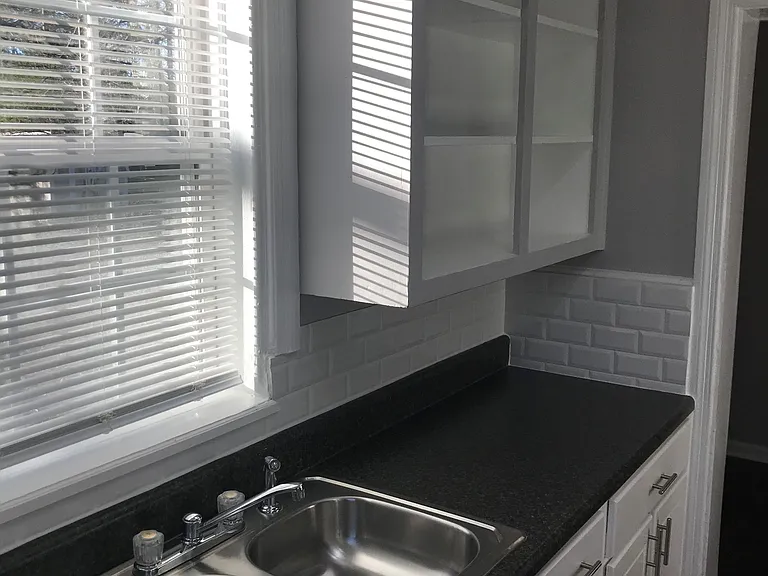 1127 Churchill Ave SW — Photo 14