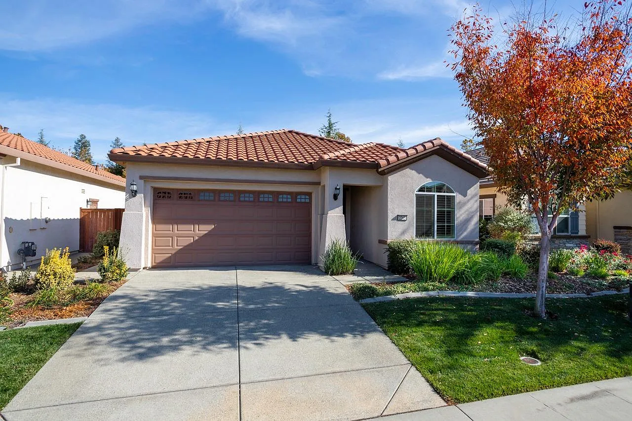 2265 Coryton Ln photo 1