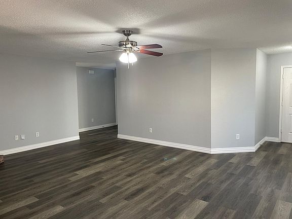 5th image of 216 Lewis Canyon Ln