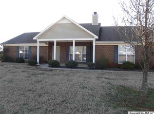 122 Beaconsfield Dr, Meridianville, AL 35759