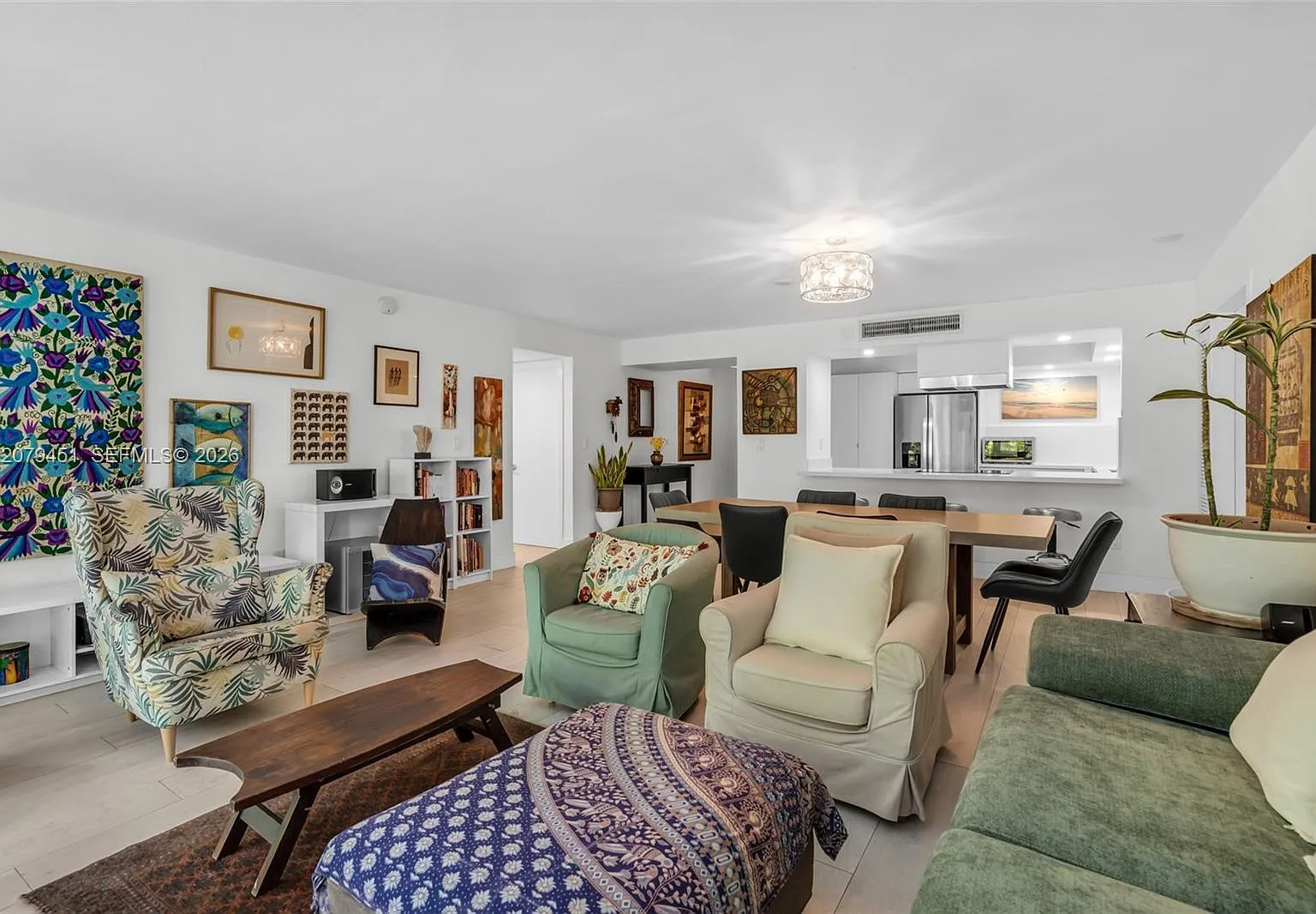 Ocean Village Condo — Photo 4