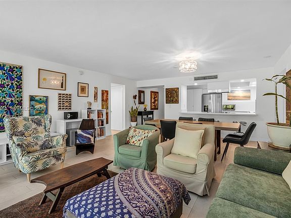 4th image of 101 Ocean Lane Dr APT 1011