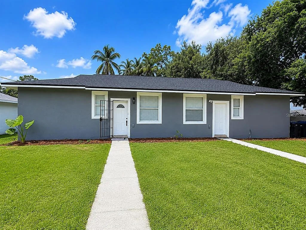 3 bed, 2.0 bath, 963 sqft, $1,900 — Photo 1