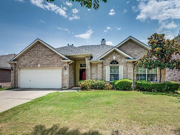 2nd image of 2937 Cheshire Way