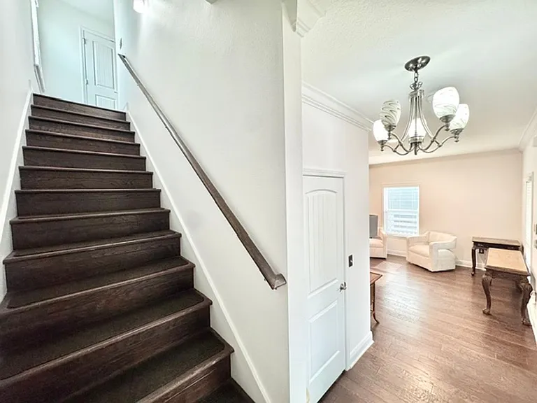 104 Golf Villa Dr — Photo 12