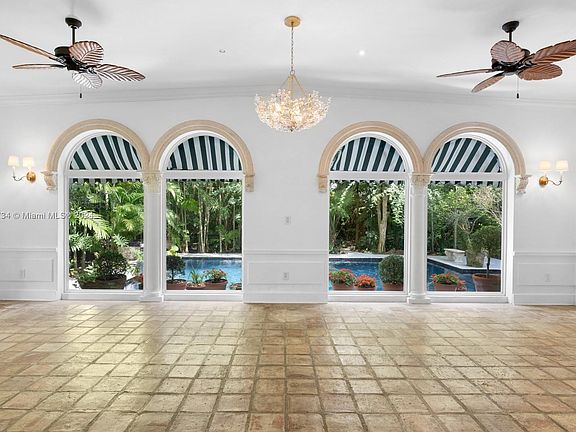 5th image of 3685 Royal Palm Ave