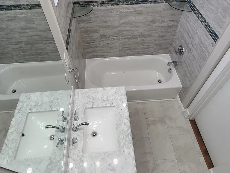 6340 Crombie St — Photo 18