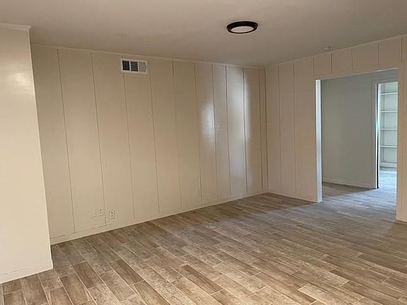 3rd image of 4914 Arlene Dr