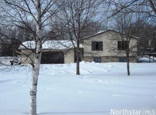 1066 Mound Dr S, Hudson, WI 54016
