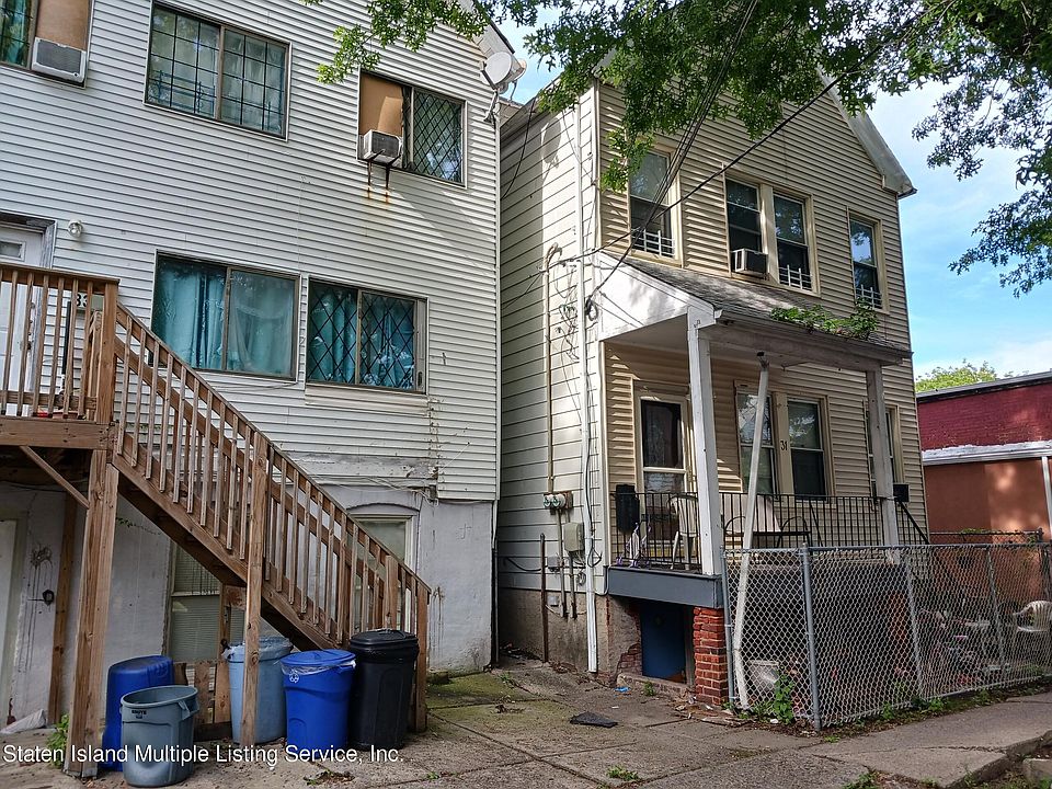2nd image of 31 Hudson St