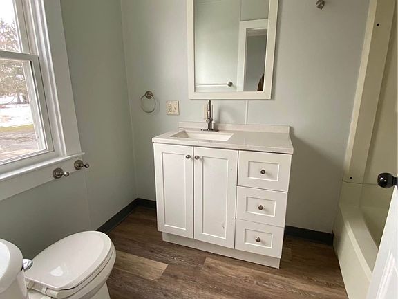 4th image of 65 S Pearl St #2