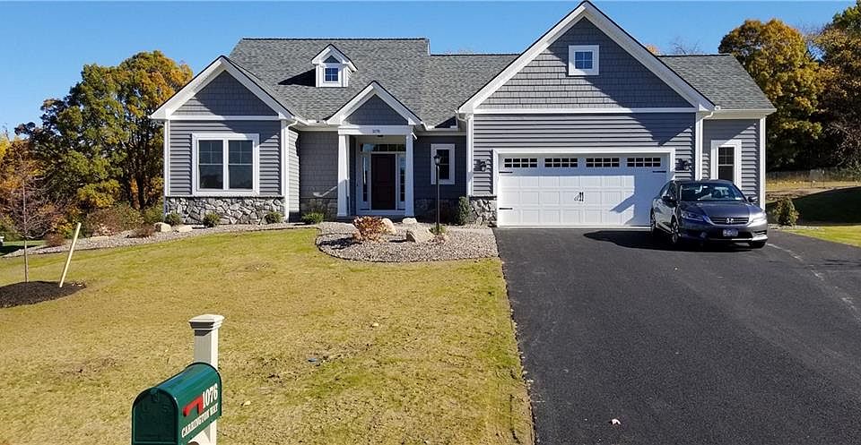 1st image of 1076 Carrington Way