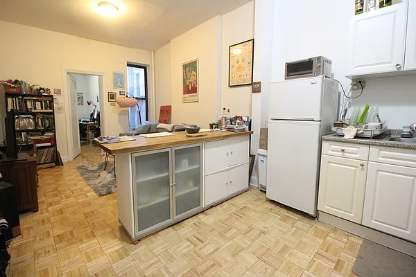 Rented by Luxor Homes & Investment Realty | media 13