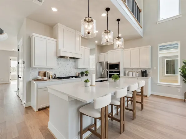 705 Clover Ln, Anna, TX 75409