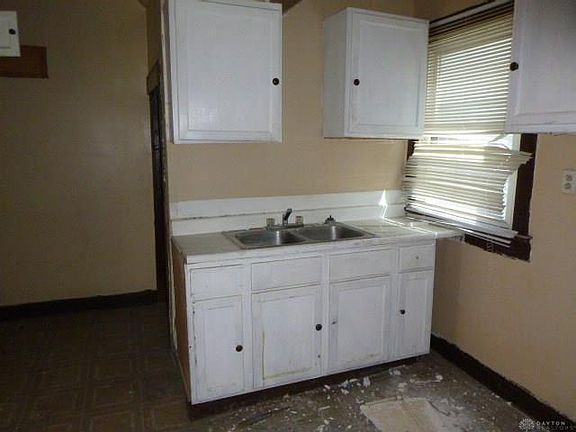 4th image of 1716 Home Ave