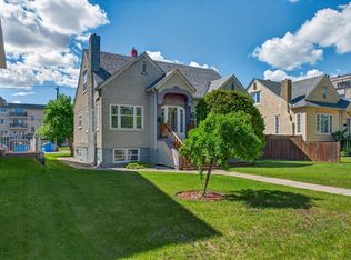 11010 106th St NW, Edmonton, AB T5H2Y4