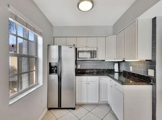 1060 Lake Shore Dr APT 204, Lake Park, FL 33403