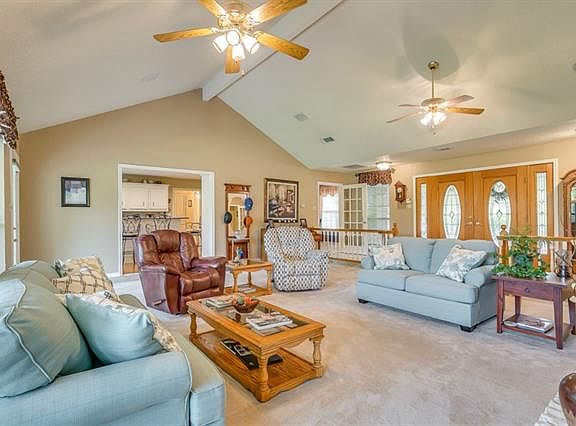 5th image of 209 Briar Haven Ct