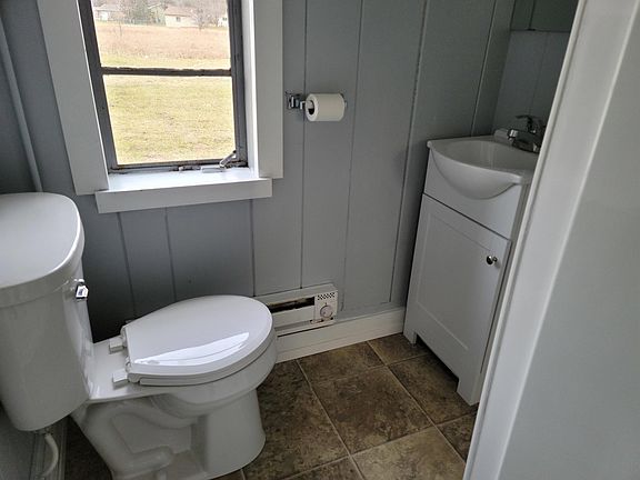 4th image of 18156 Northland Dr #4