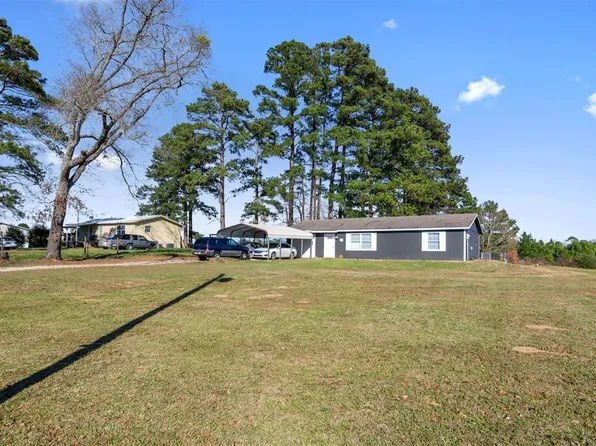 168 An County Road 131, Elkhart, TX 75839