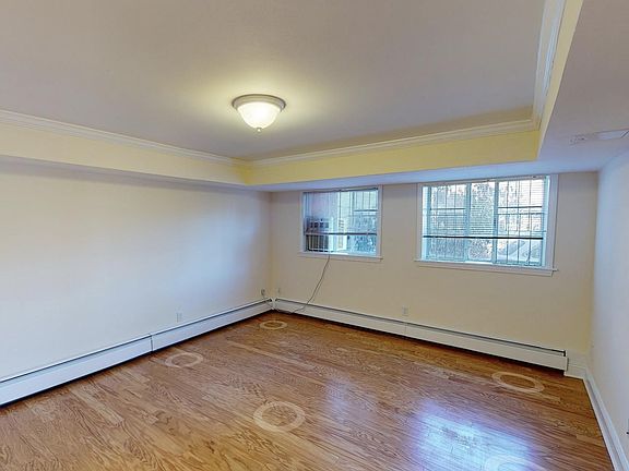 4th image of 54 Saint Paul St #T1