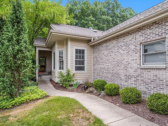 2nd image of 3770 Ravine Vista Dr SE
