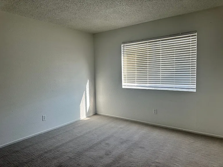 5666 E Lake Mead Blvd — Photo 12