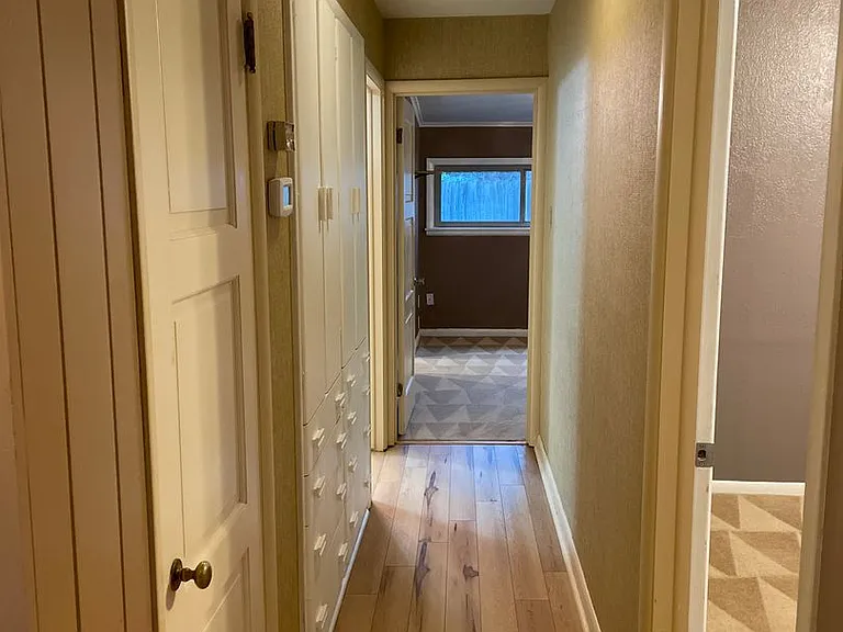 4302 S 7th St — Photo 18