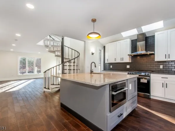 113 Everdale Rd, Randolph Twp., NJ 07869