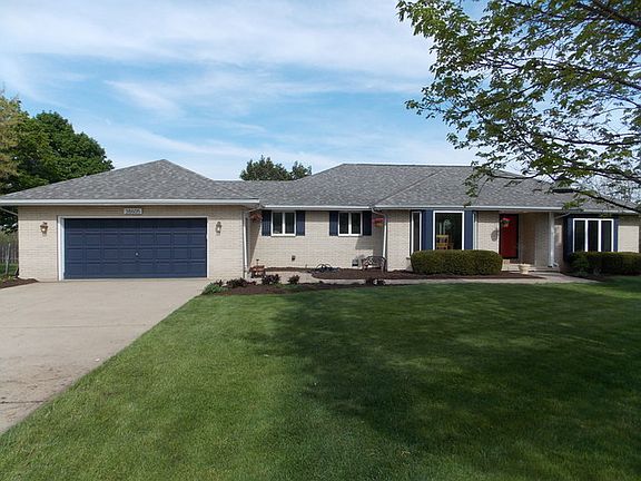 2nd image of 38605 N Burr Oak Ln