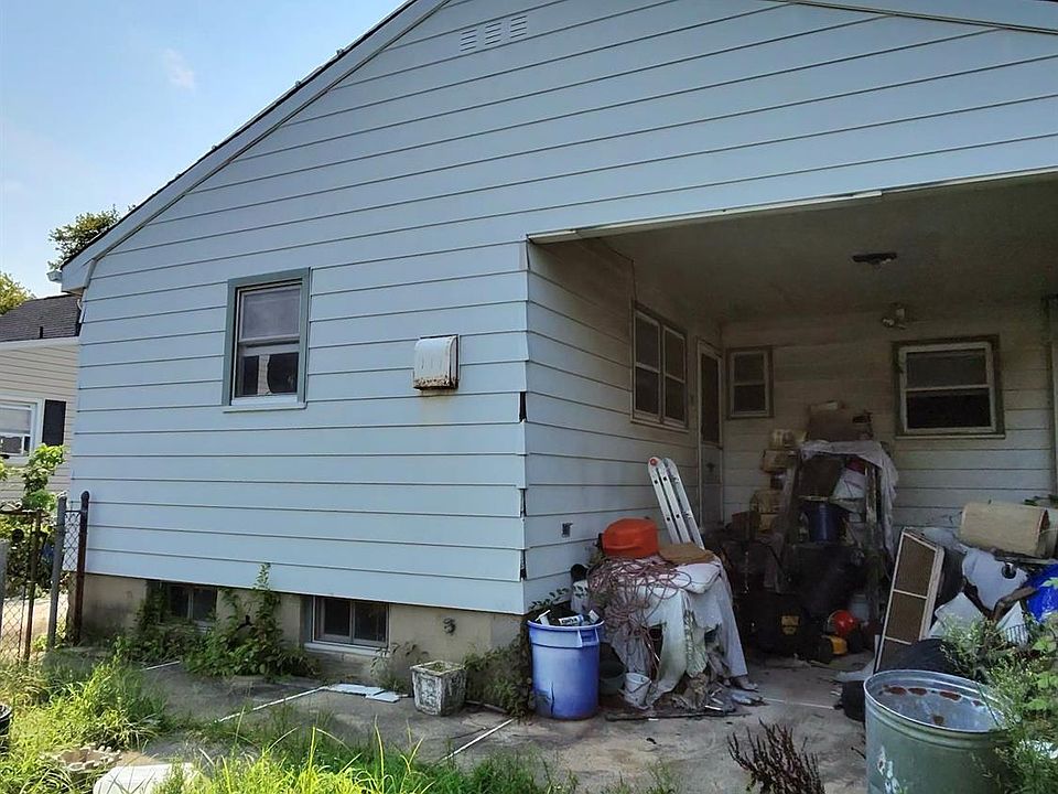 2nd image of 194 Jackson Ave