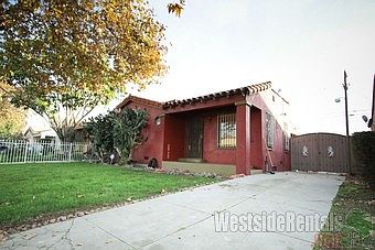 2nd image of 6022 S Wilton Pl