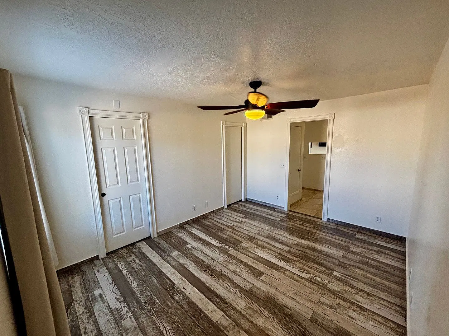 Unfurnished, 1-year long-term rental — Photo 4