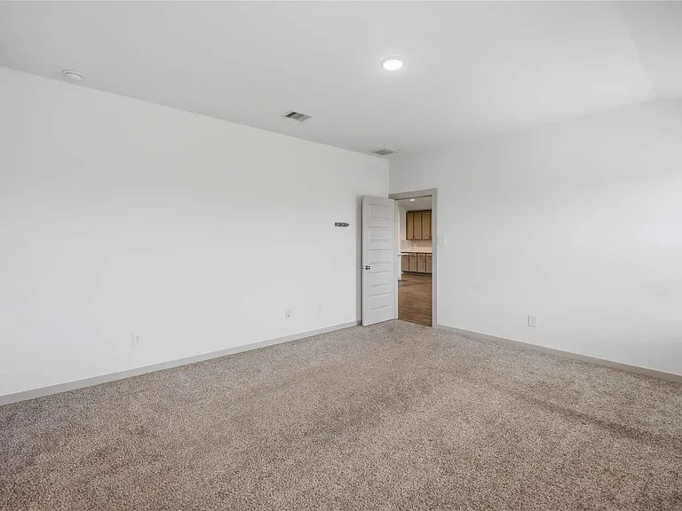7219 Whispering Leaf St — Photo 10