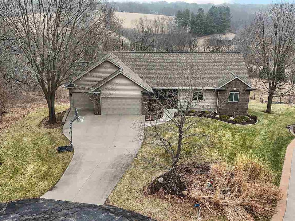 1st image of 4242 Morel Cir NE