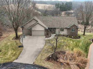 4242 Morel Cir NE, Iowa City, IA 52240