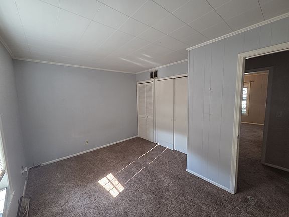 5th image of 522 Spring St