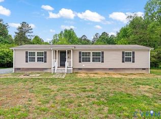 377 Rocky Hill Rd, Blackstone, VA 23824