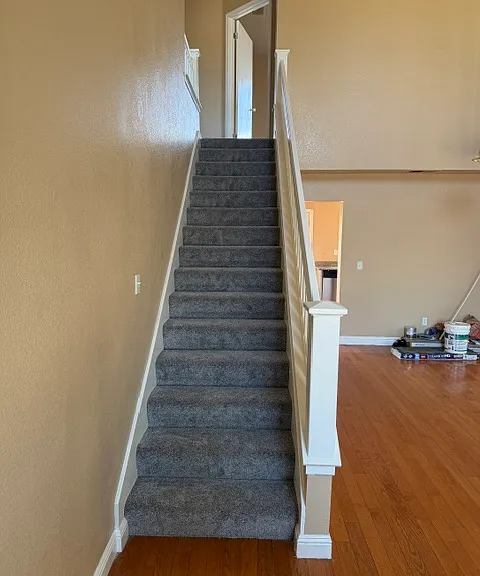 739 Lotz Way — Photo 3