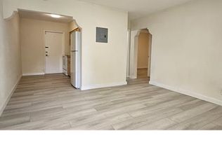 715 SW 10th St, Dania, FL 33004