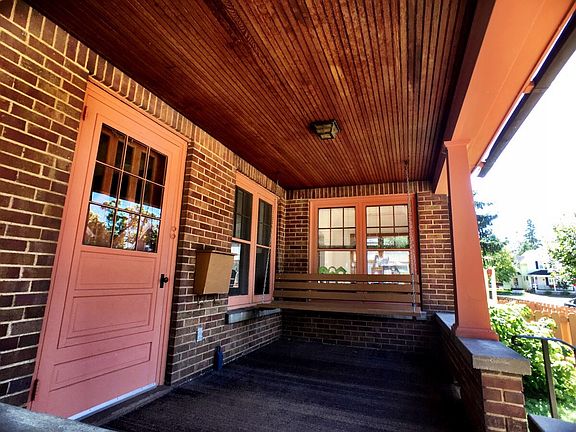 5th image of 2309 Gowen St
