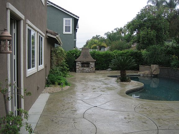 5th image of 12236 Blackstone Dr