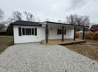 411 Riley St, Staunton, IN 47881